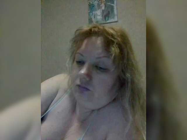 LucyAlexis's BongaCams show and profile