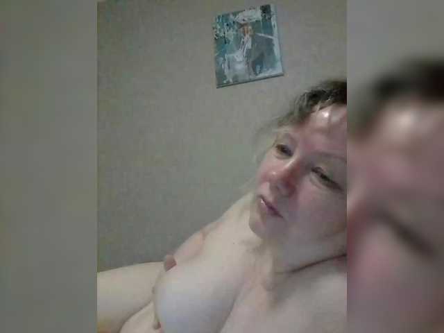 LucyAlexis's BongaCams show and profile