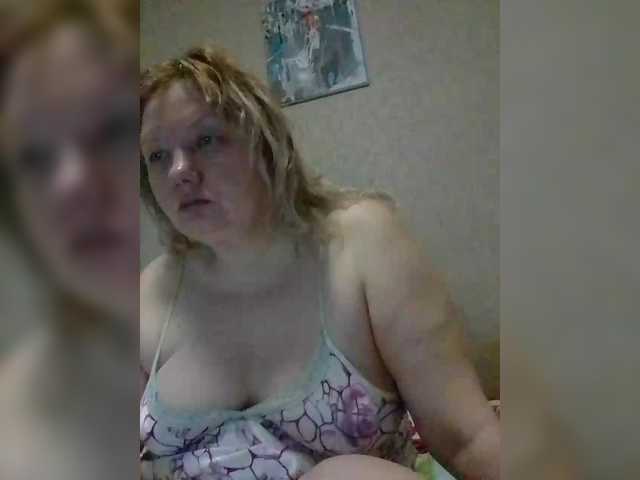 LucyAlexis's BongaCams show and profile