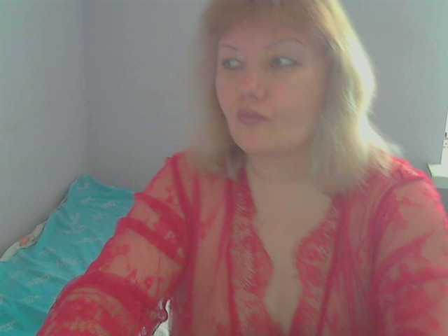 LucyAlexis's BongaCams show and profile