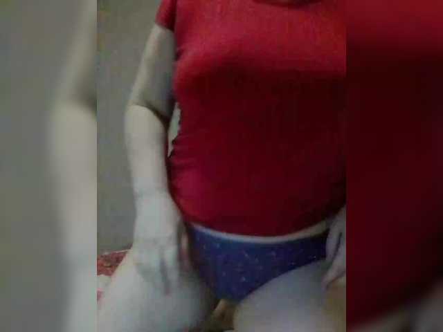 LucyAlexis's BongaCams show and profile