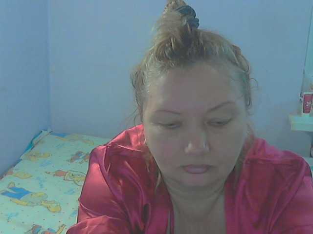 LucyAlexis's BongaCams show and profile