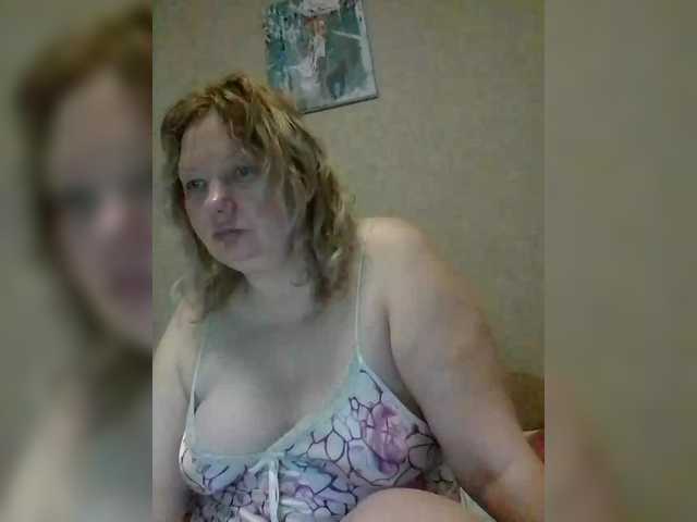 LucyAlexis's BongaCams show and profile