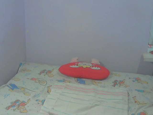 LucyAlexis's BongaCams show and profile