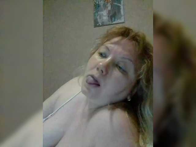 LucyAlexis's BongaCams show and profile