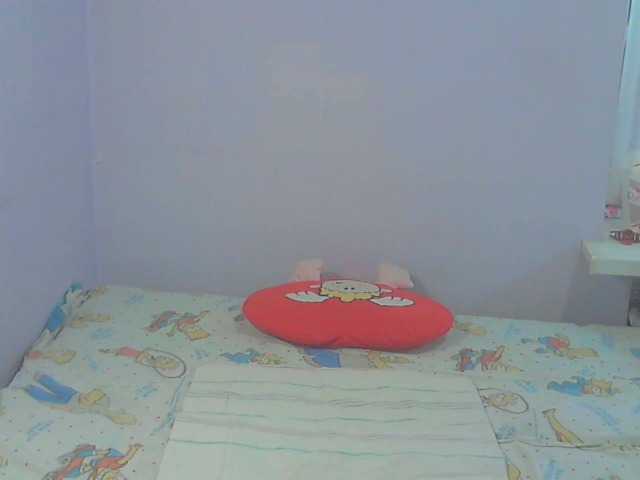 LucyAlexis's BongaCams show and profile