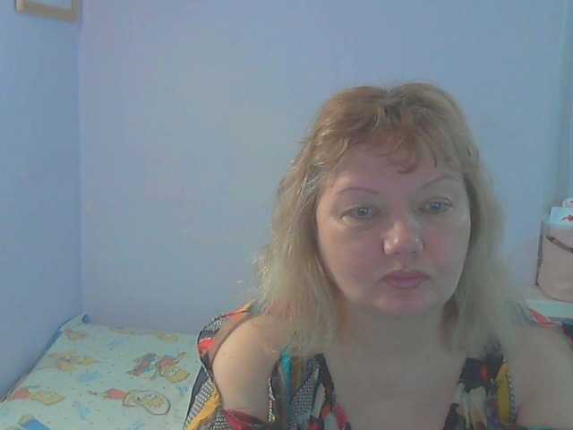 LucyAlexis's BongaCams show and profile