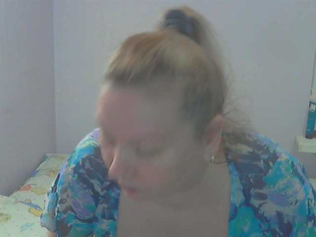 LucyAlexis's BongaCams show and profile