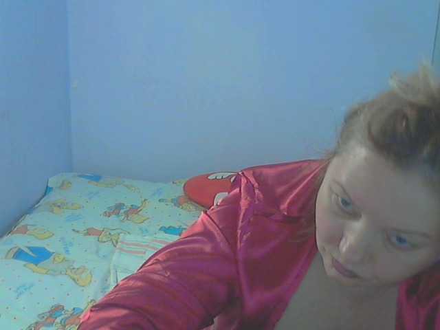 LucyAlexis's BongaCams show and profile