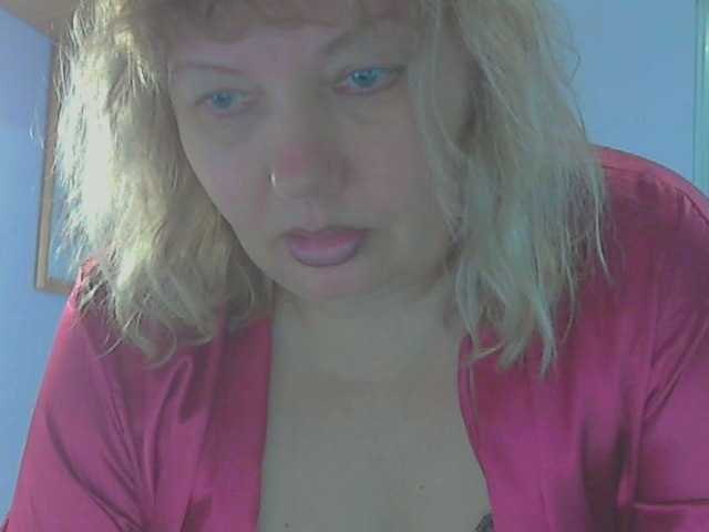 LucyAlexis's BongaCams show and profile