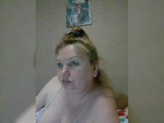 LucyAlexis's BongaCams show and profile