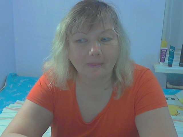 LucyAlexis's BongaCams show and profile