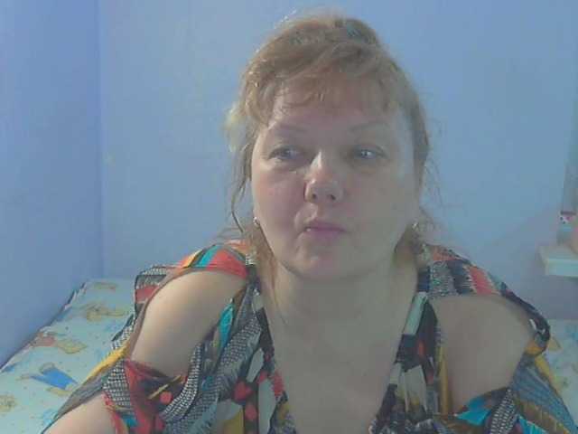 LucyAlexis's BongaCams show and profile