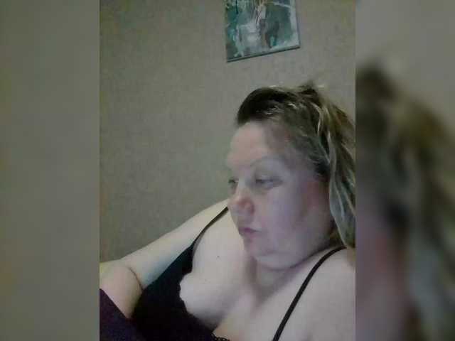 LucyAlexis's BongaCams show and profile