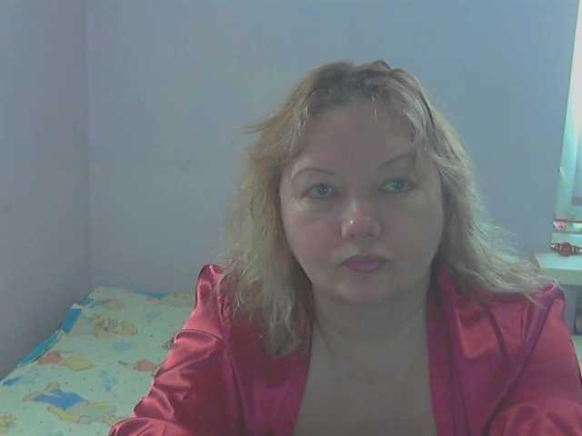 LucyAlexis's BongaCams show and profile