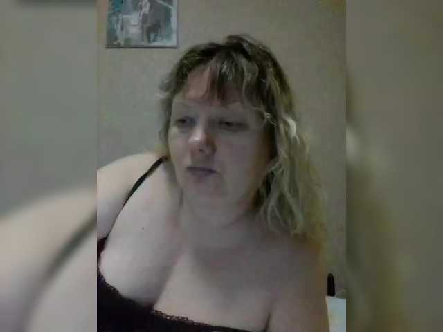 LucyAlexis's BongaCams show and profile