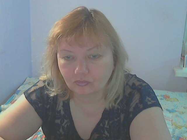 LucyAlexis's BongaCams show and profile