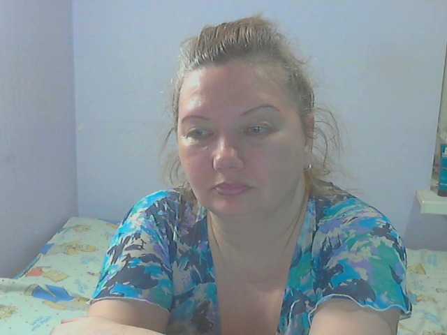 LucyAlexis's BongaCams show and profile