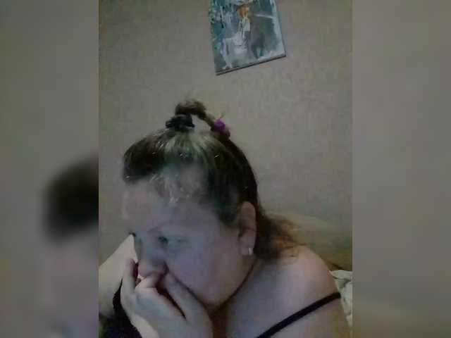 LucyAlexis's BongaCams show and profile