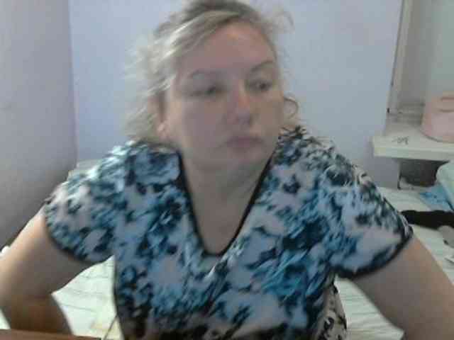 LucyAlexis webcam