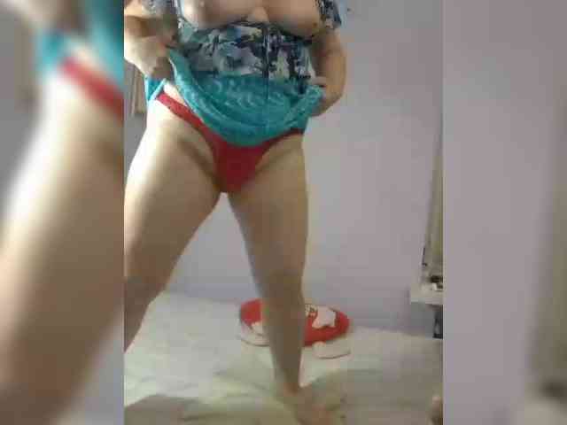 LucyAlexis webcam