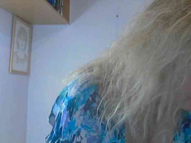 LucyAlexis webcam