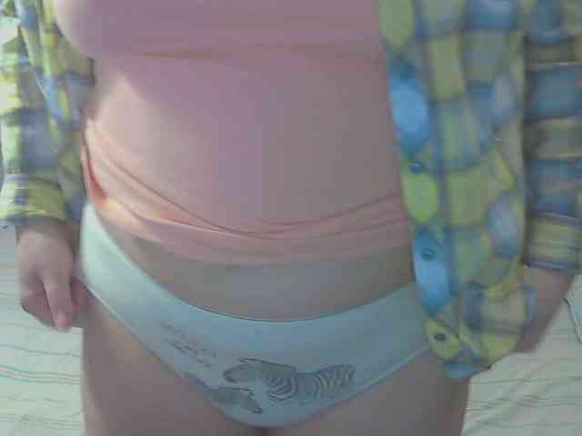 LucyAlexis webcam