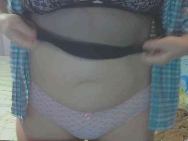 LucyAlexis webcam