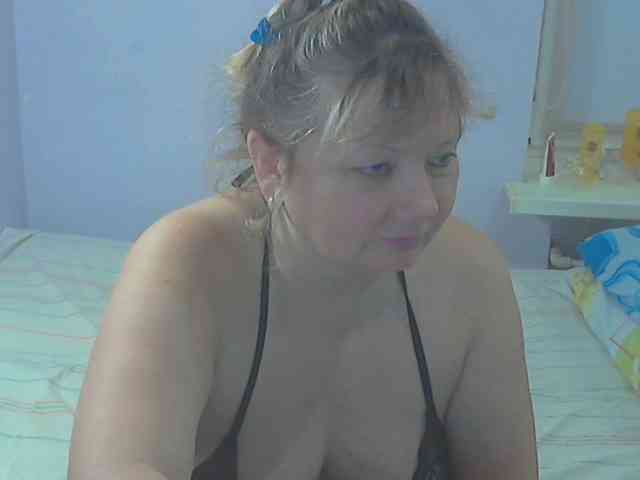 LucyAlexis webcam