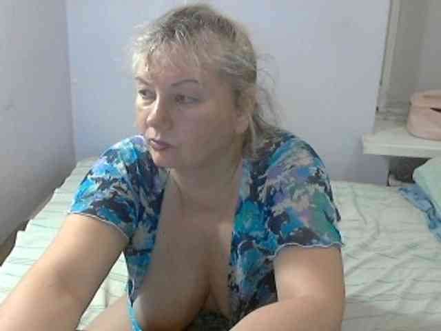 LucyAlexis webcam