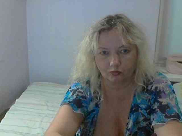 LucyAlexis webcam
