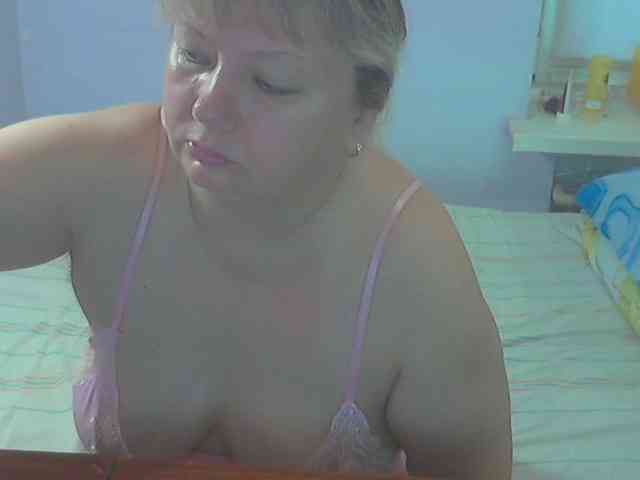 LucyAlexis webcam