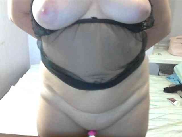 LucyAlexis webcam