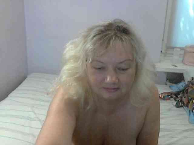 LucyAlexis webcam