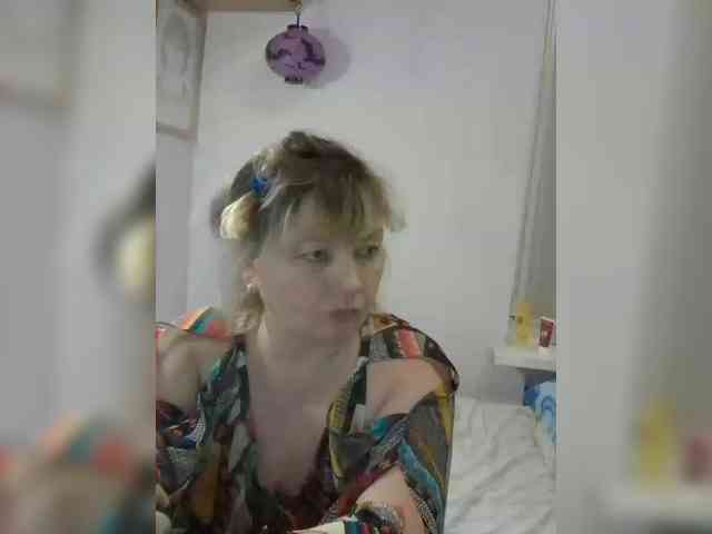 LucyAlexis webcam