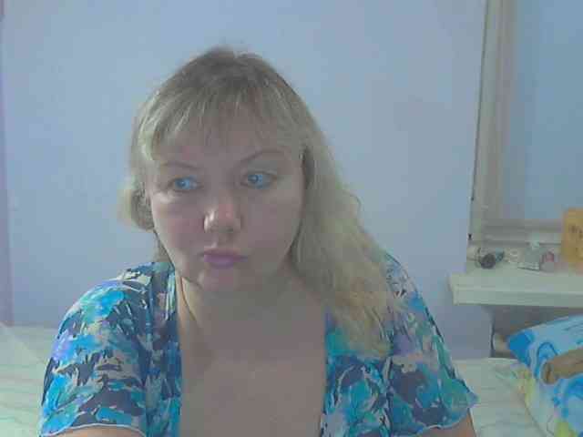 LucyAlexis webcam