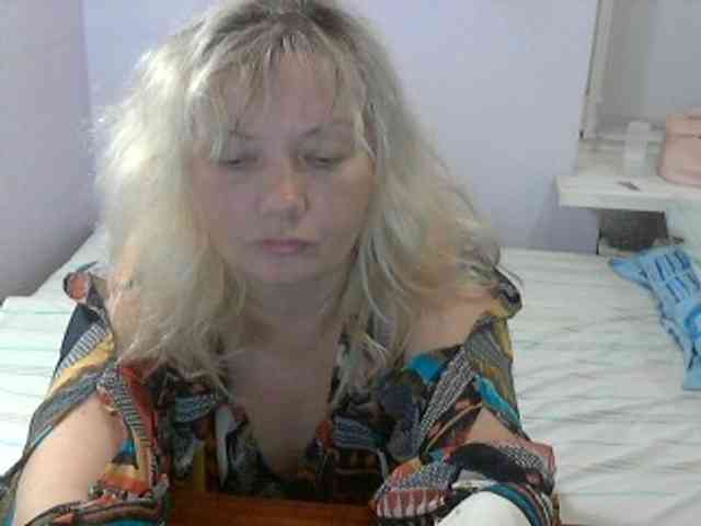 LucyAlexis webcam