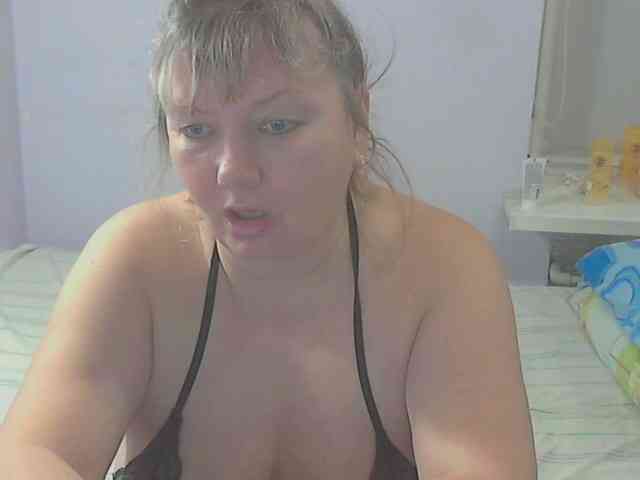 LucyAlexis webcam