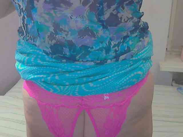 LucyAlexis webcam