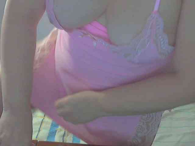 LucyAlexis webcam