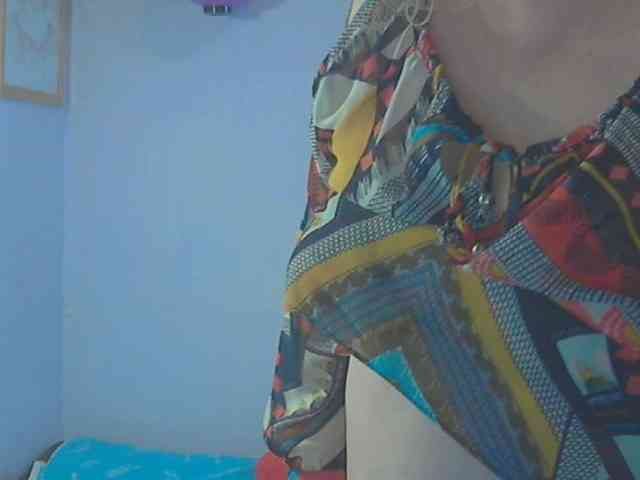 LucyAlexis Live Webcam on BongaCams