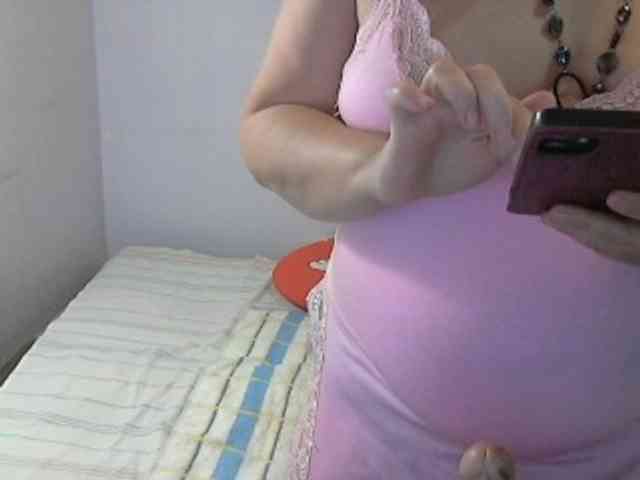 LucyAlexis webcam