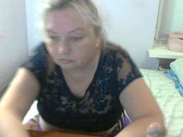 LucyAlexis webcam