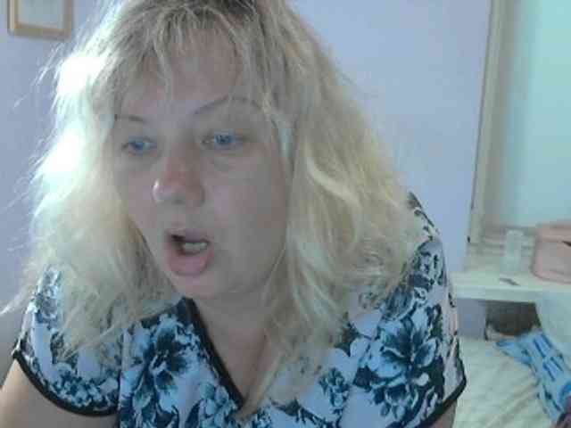 LucyAlexis webcam