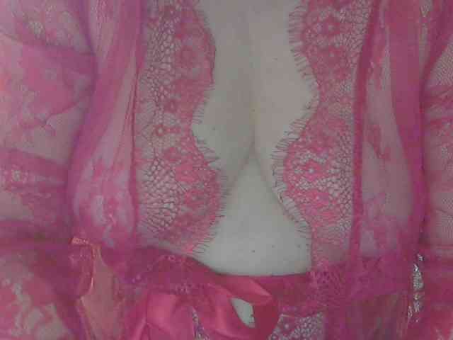 LucyAlexis Live Webcam on BongaCams