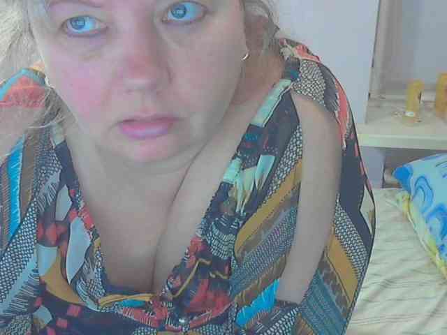 LucyAlexis webcam