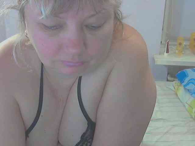LucyAlexis webcam