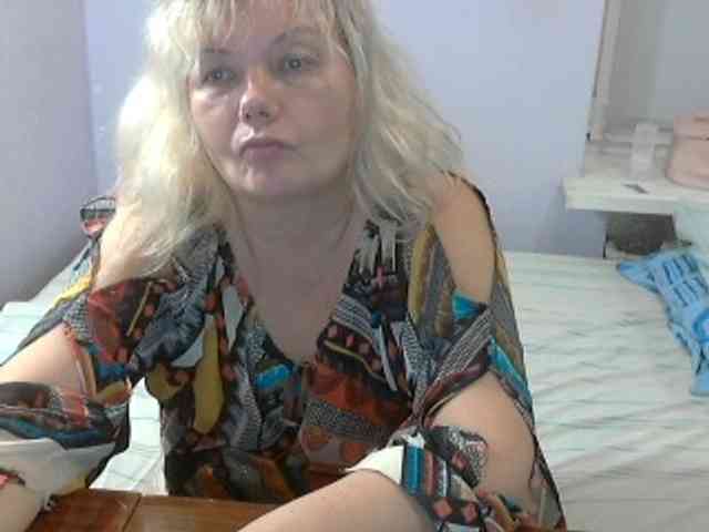 LucyAlexis webcam
