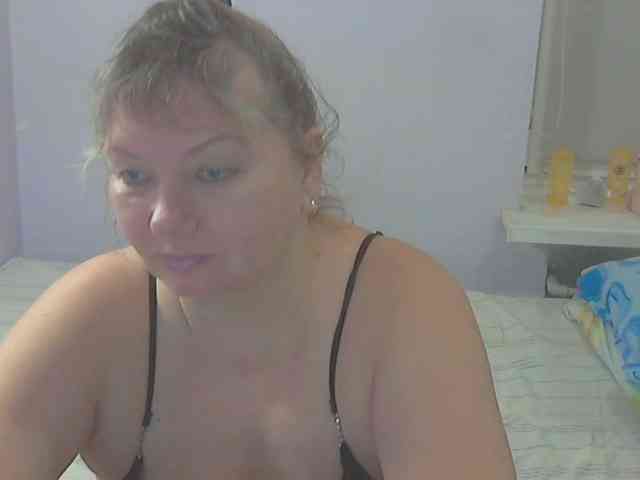 LucyAlexis webcam