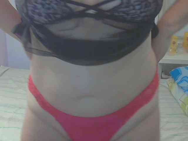 LucyAlexis webcam
